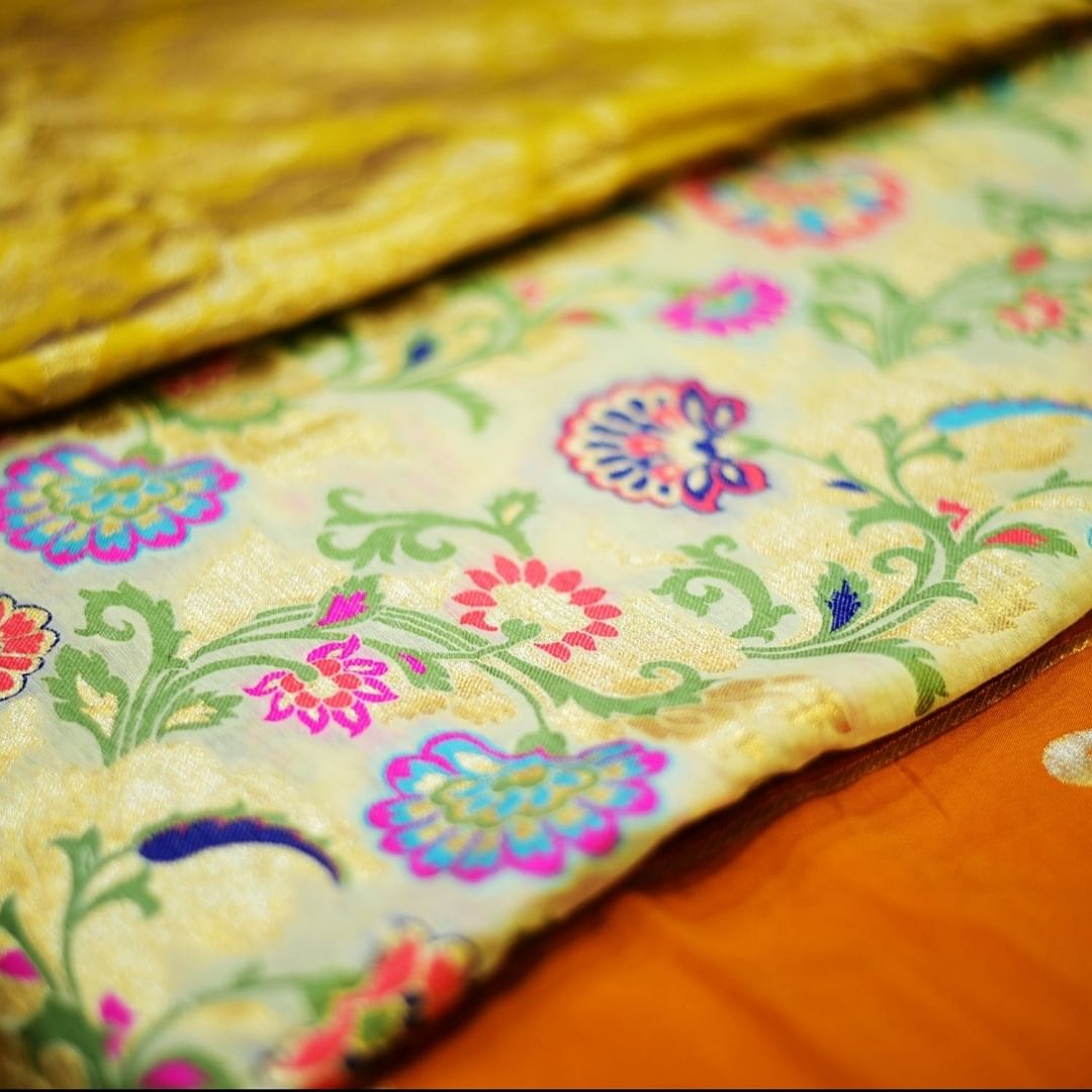 Yellow,Textile,Linens,Pattern,Pattern,Visual arts,Embroidery,Magenta,Art