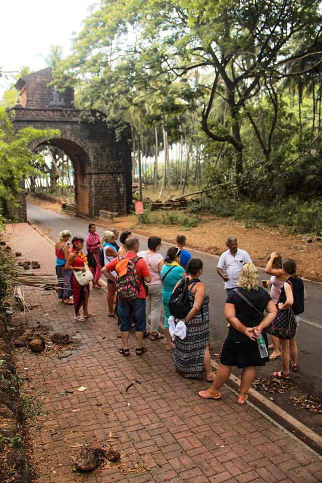 Community,Leisure,Tree,Tourism,Adaptation,Recreation,Architecture,Crowd,Temple,Adventure