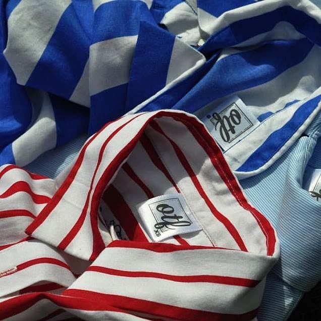 White,Blue,Flag,Sports uniform,Footwear,Flag of the united states,Carmine,Shirt,Jersey,Shoe