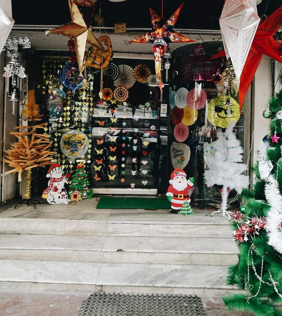 Shrine,Architecture,Building,Hindu temple,Temple,Temple,Plant,Tradition,Place of worship,Flower