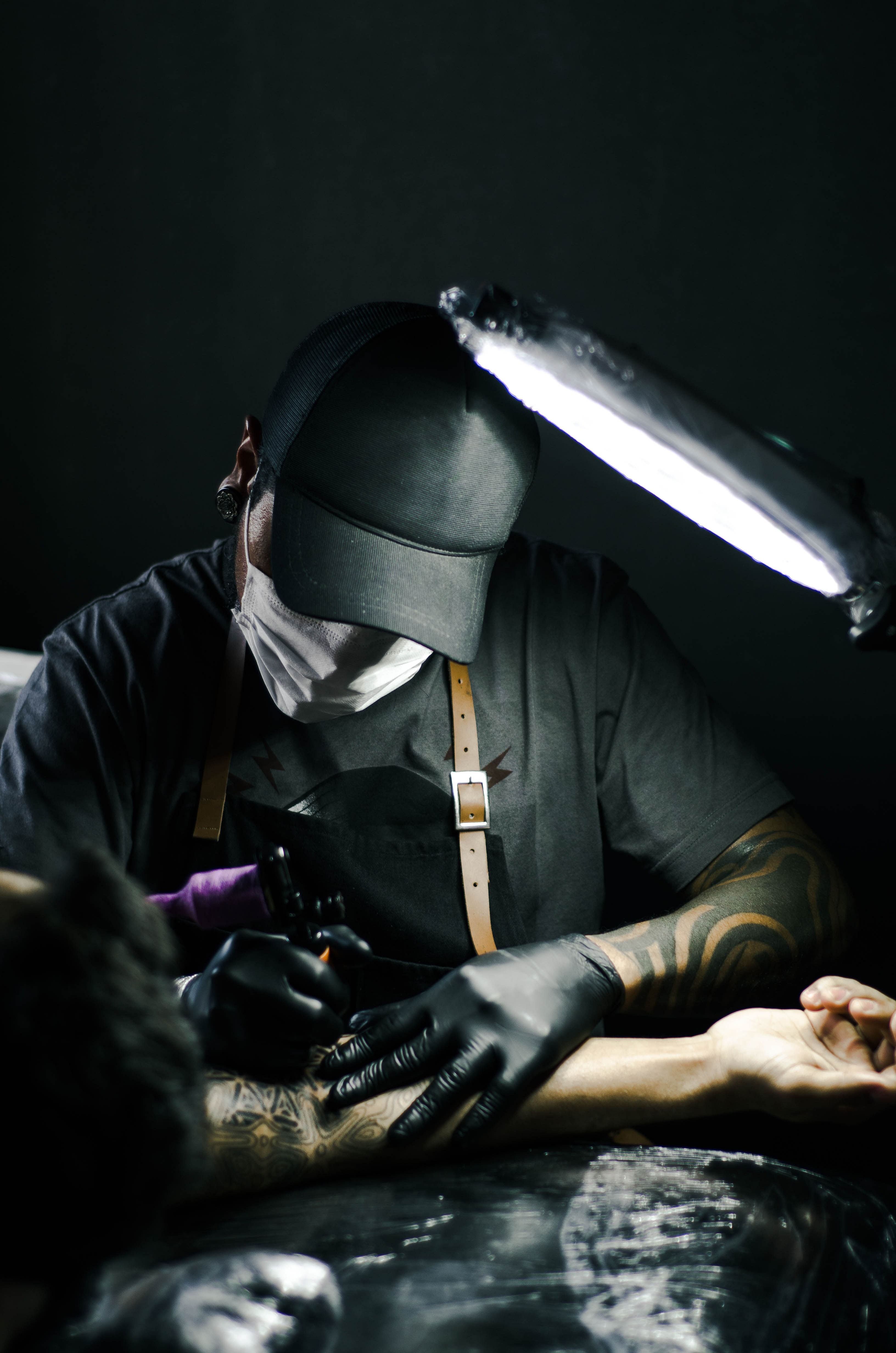 Hand,Darkness,Personal protective equipment,Room,Photography