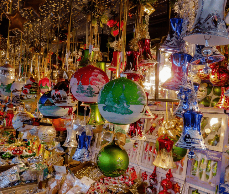 Bazaar,Market,Public space,Selling,Marketplace,Christmas ornament,City,Souvenir,Plastic,Interior design