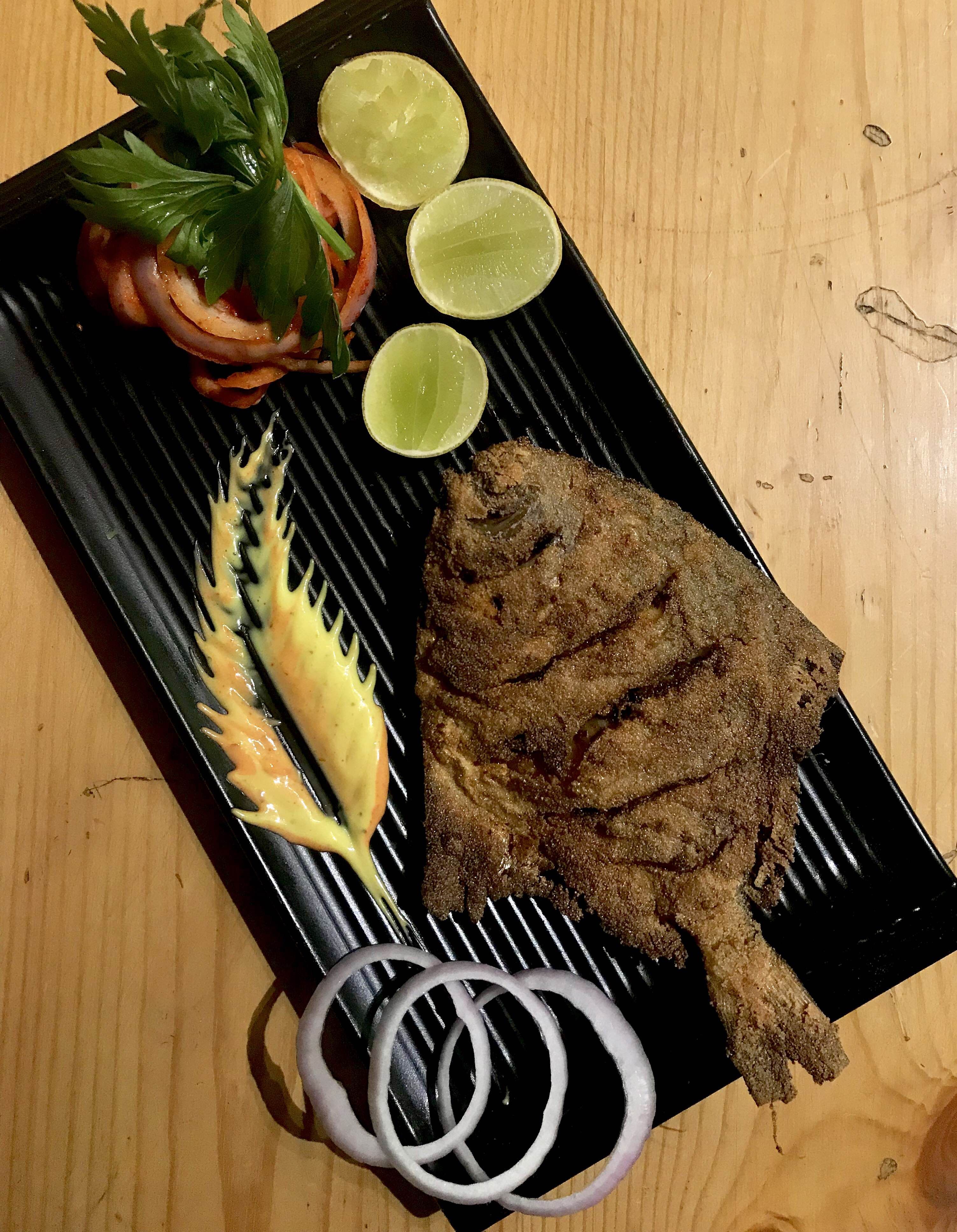 Dish,Food,Cuisine,Steak,Flat iron steak,Rinderbraten,Sirloin steak,À la carte food,Ikan bakar,Garnish