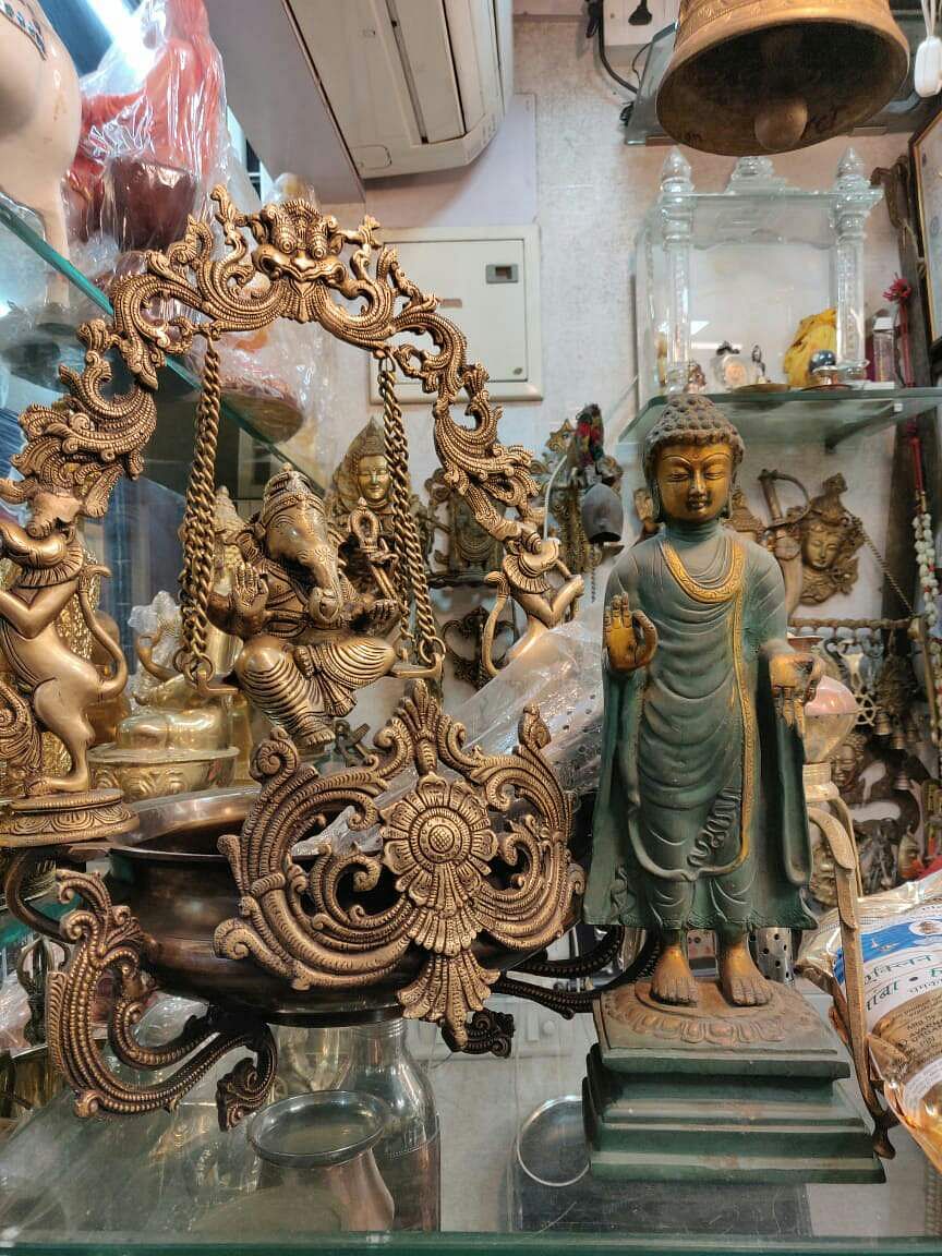 Carving,Stone carving,Sculpture,Statue,Art,Stock photography,Temple,Mythology,Metal,Tourism