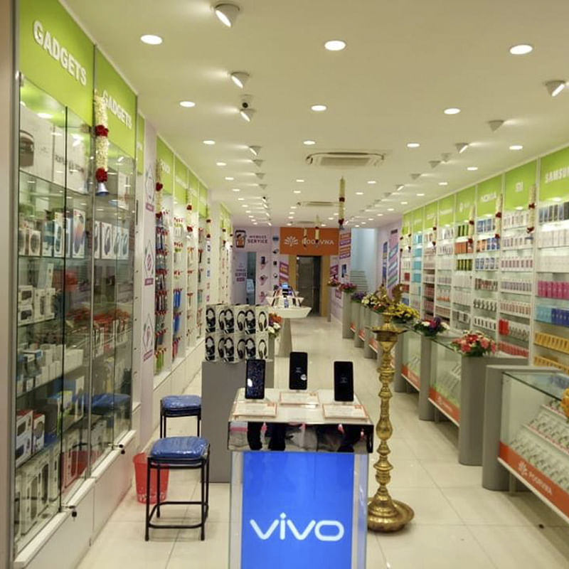 Product,Building,Retail,Outlet store,Convenience store,Interior design,Supermarket,Ceiling,Service,Eyewear