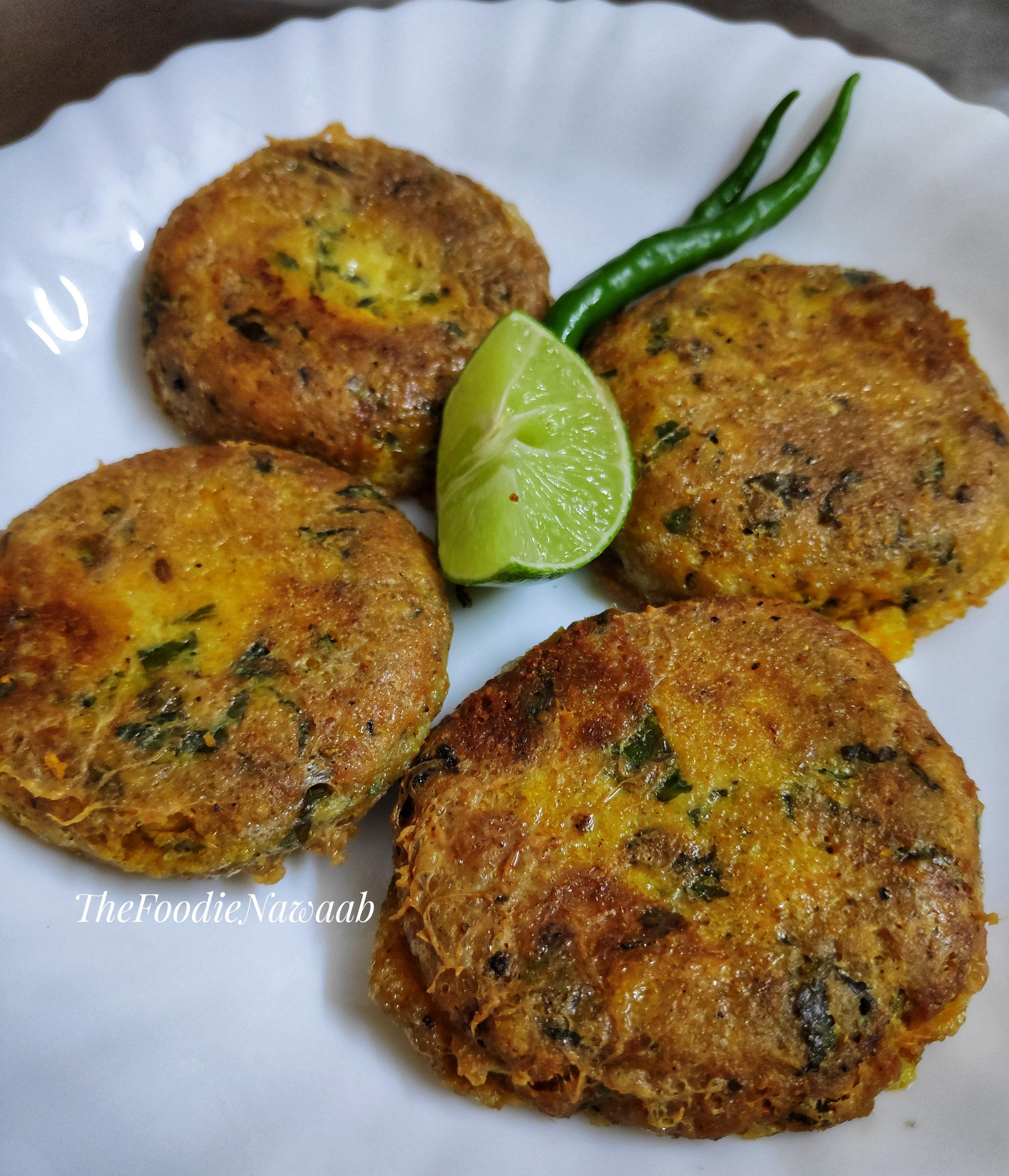 Dish,Food,Shami kebab,Cuisine,Cutlet,Fried food,Ingredient,Fishcake,Fritter,Patty