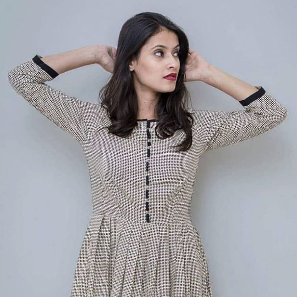 Clothing,White,Fashion model,Sleeve,Neck,Dress,Fashion,Outerwear,Waist,Shoulder