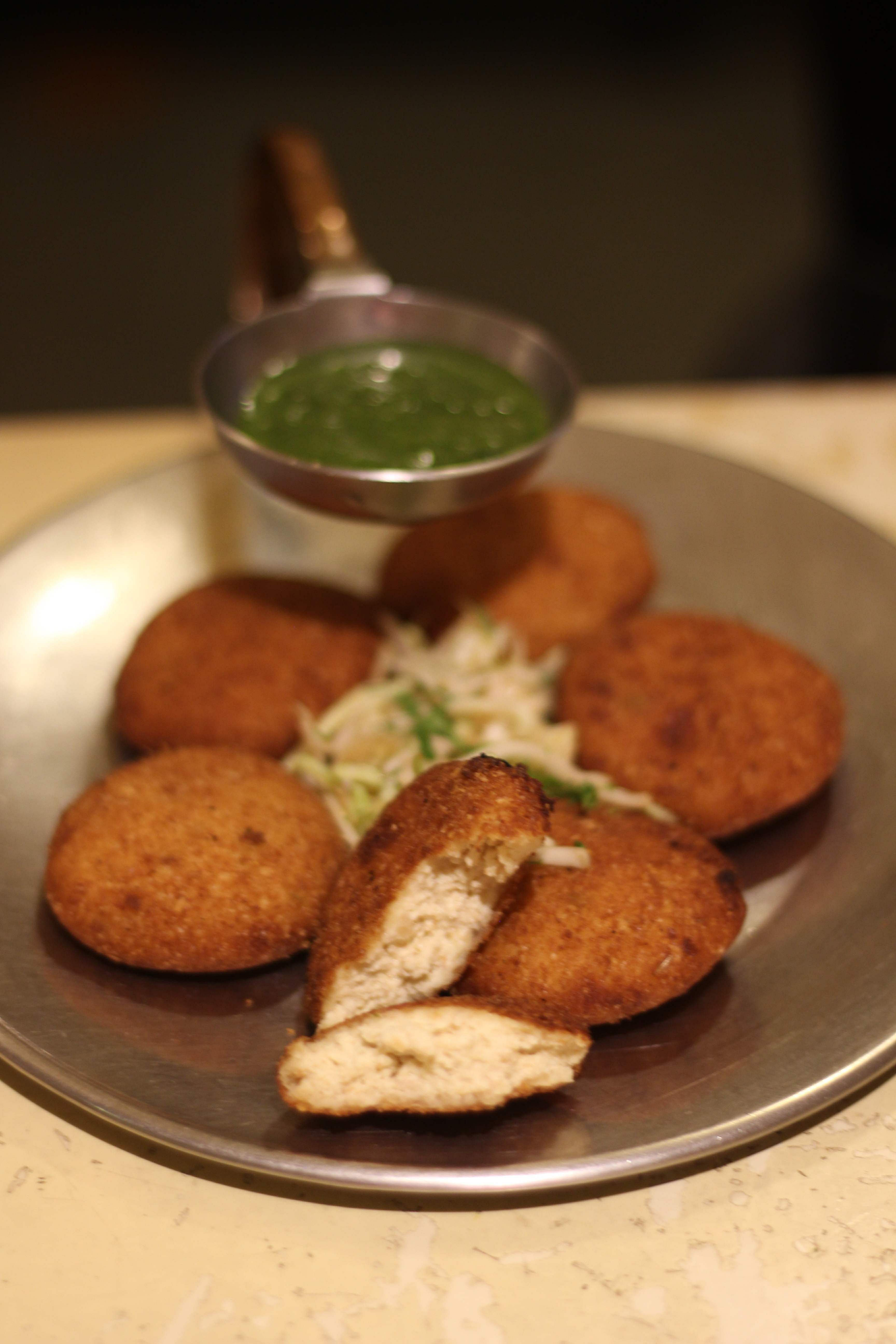 Dish,Food,Cuisine,Ingredient,Falafel,Cutlet,Shami kebab,Fritter,Produce,Kibbeh