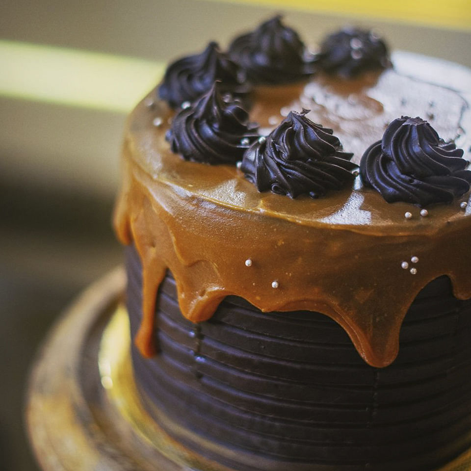 Food,Cake,Buttercream,Sweetness,Dessert,Icing,Dish,Ganache,Cuisine,Baking