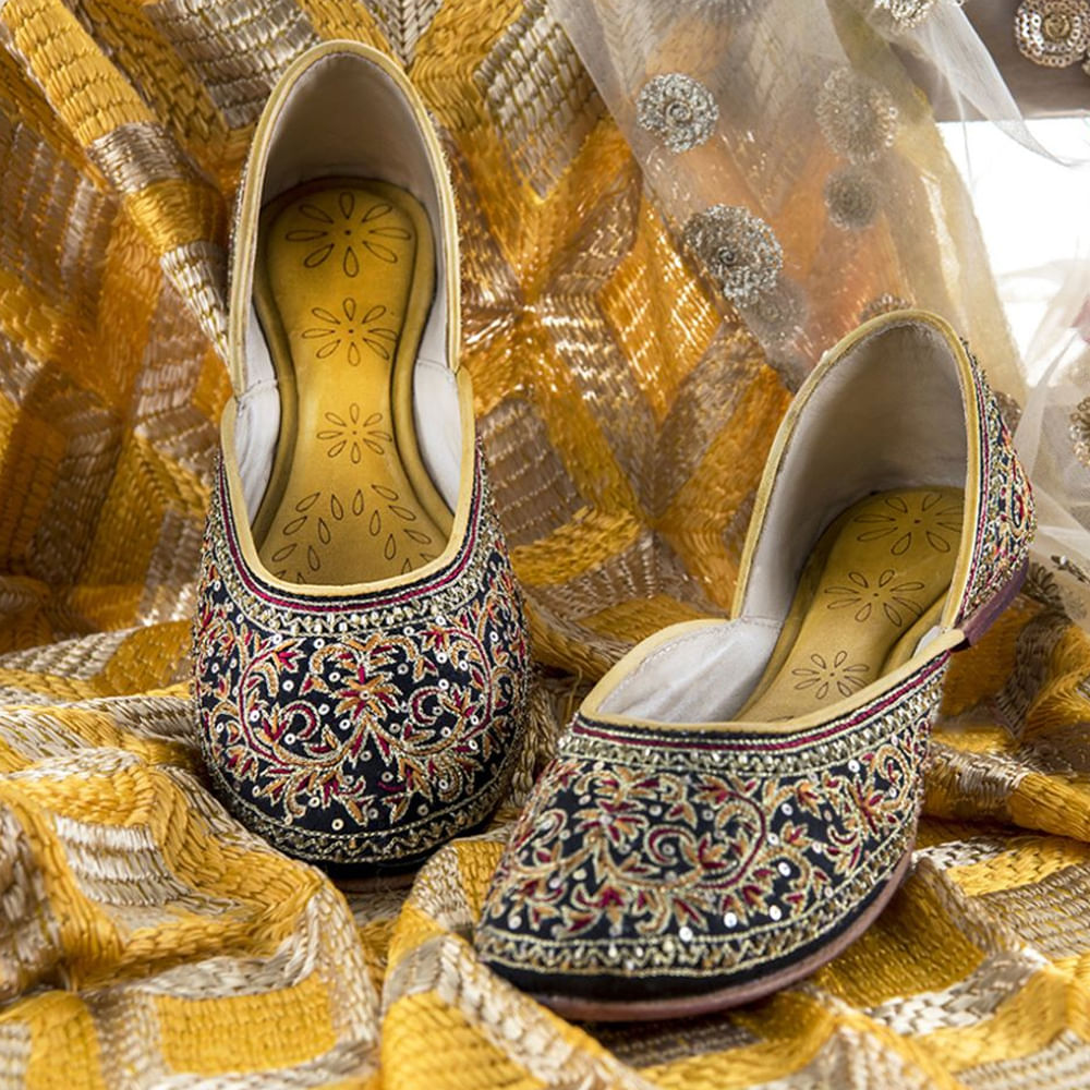 Footwear,Shoe,High heels,Yellow,Bridal shoe,Dress shoe,Fashion accessory