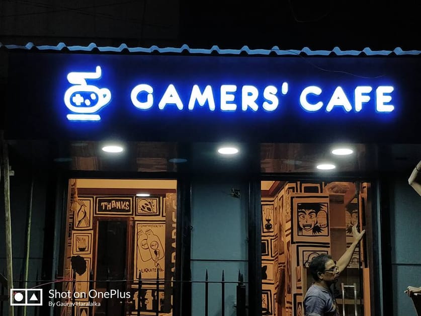 Gamers' Cafe At Southern Avenue LBB, Kolkata