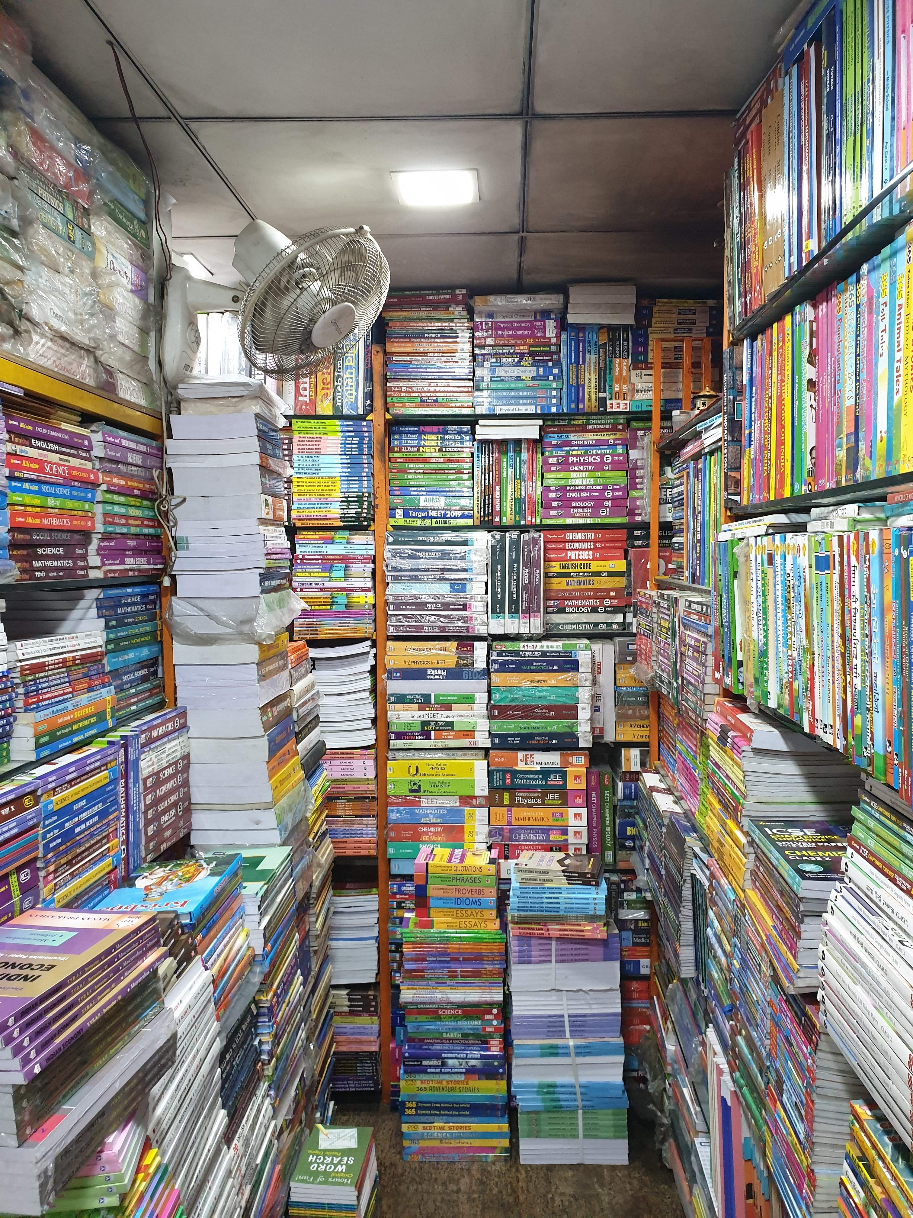 Bookselling,Retail,Building,Library,Book,Publication,Bookcase,Shelving,Aisle,Collection