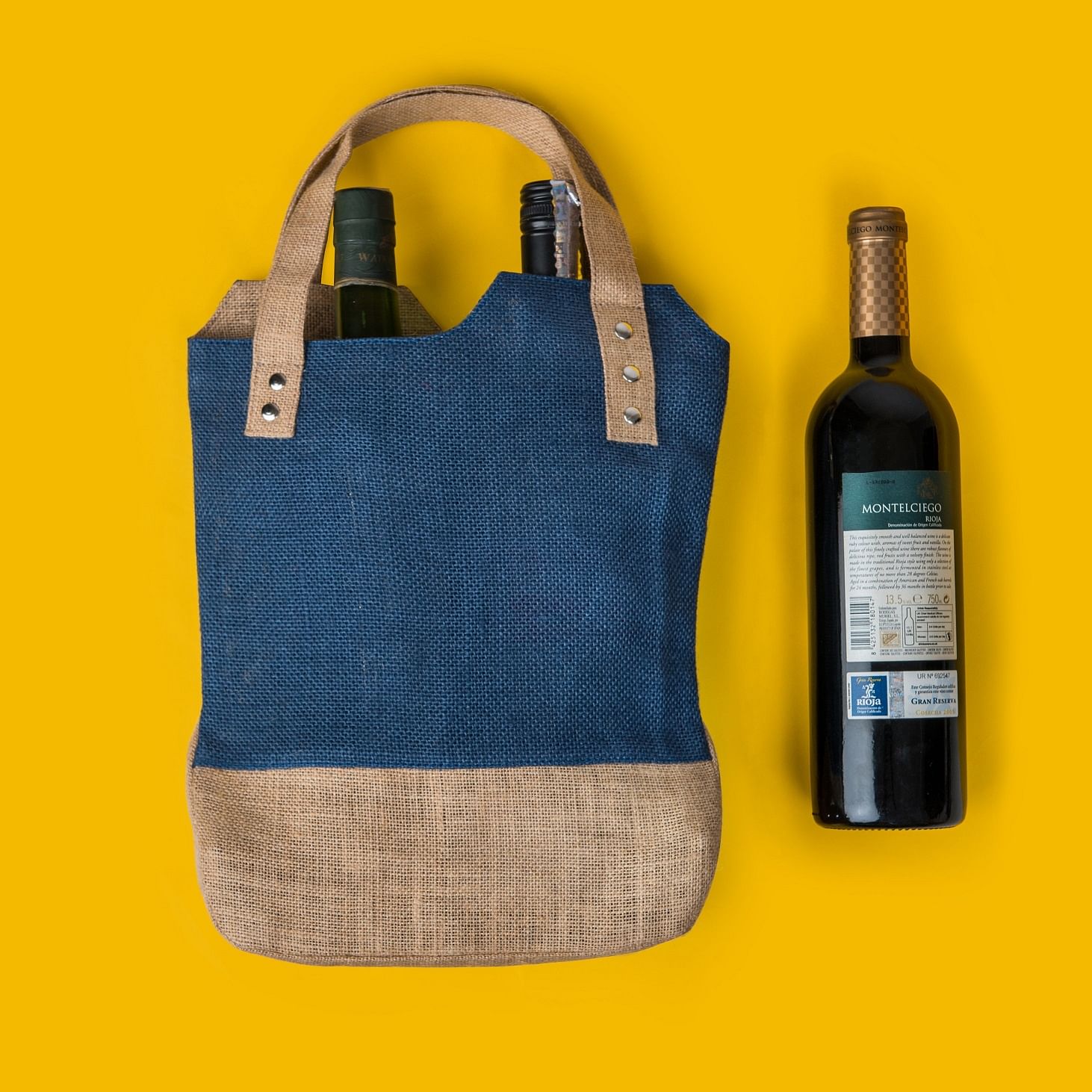 Wine bottle,Bottle,Product,Yellow,Drink,Wine,Bag,Drinkware,Liqueur