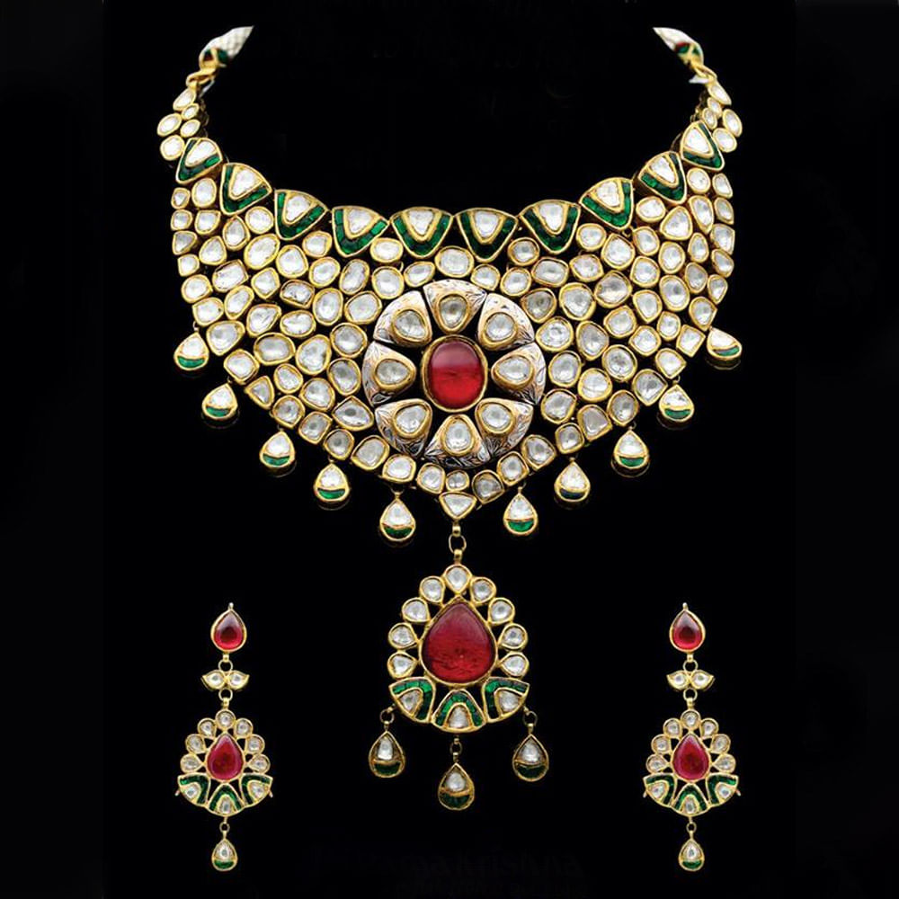 Jewellery,Fashion accessory,Necklace,Body jewelry,Gemstone,Diamond,Pearl,Ruby