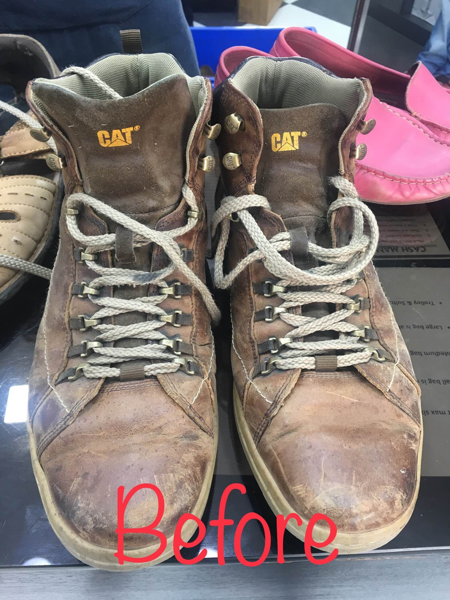 Shoe,Footwear,Hiking boot,Brown,Outdoor shoe,Sneakers,Boot,Athletic shoe,Walking shoe