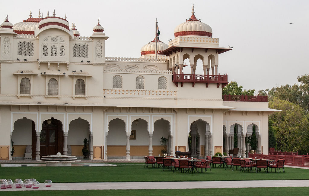 Landmark,Building,Holy places,Architecture,Historic site,Dome,Classical architecture,Palace,Place of worship,Temple