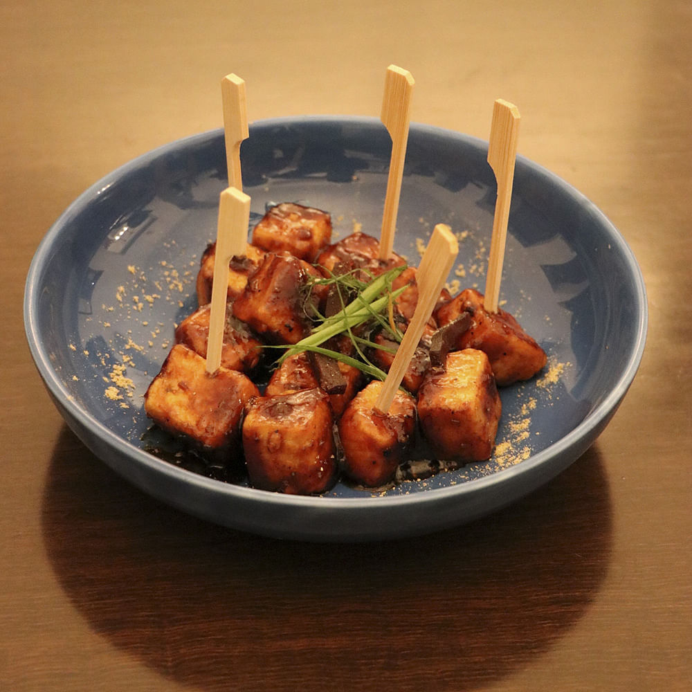 Dish,Food,Cuisine,Ingredient,Yakitori,Meat,appetizer,Produce,Chicken 65,Recipe