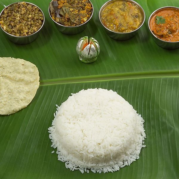 Dish,Food,Cuisine,Ingredient,Banana leaf rice,Andhra food,Steamed rice,Sadya,Tamil food,White rice