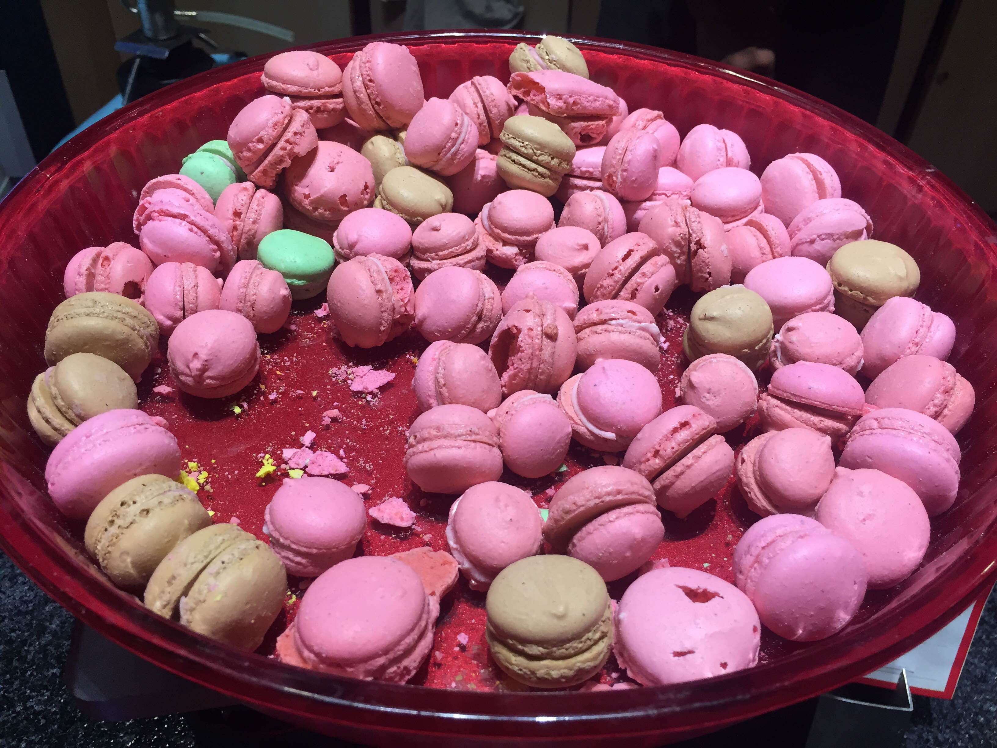 Food,Sweetness,Cuisine,Macaroon,Dish,Ingredient,Dessert,Produce