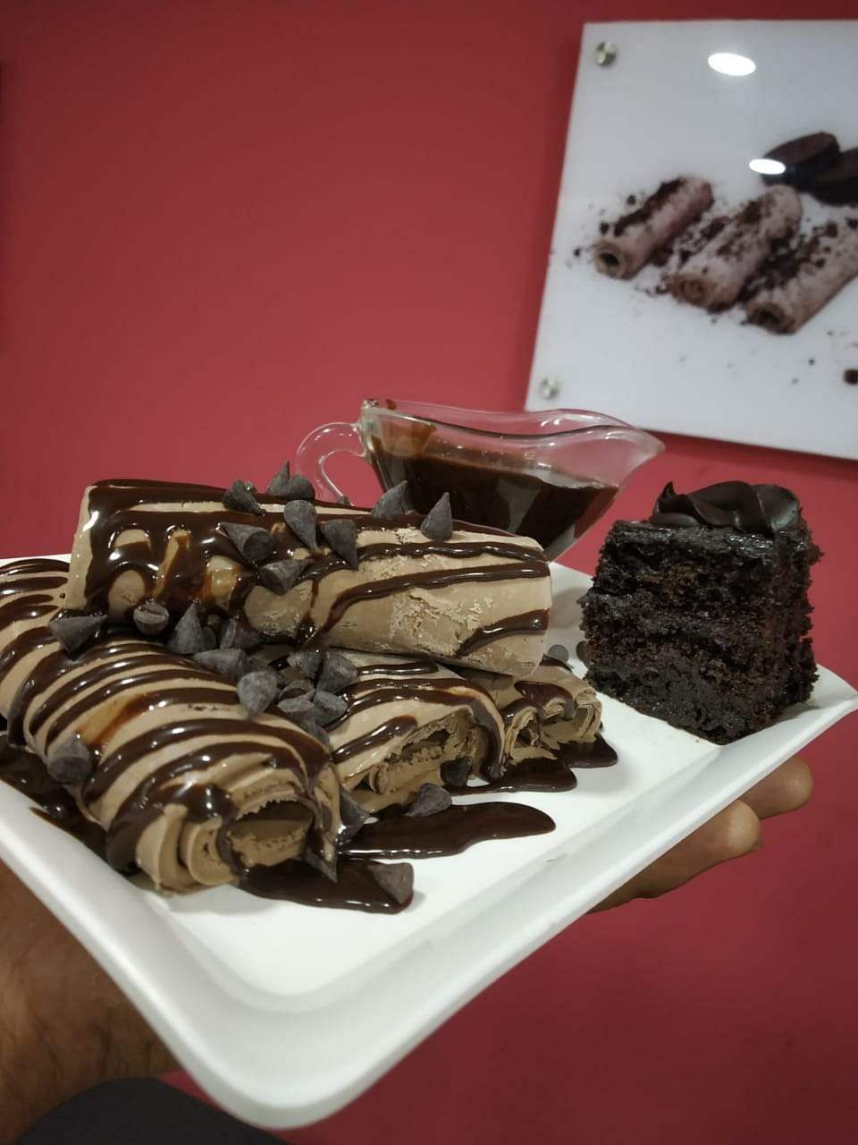 Food,Dish,Cuisine,Chocolate brownie,Chocolate,Dessert,Fudge,Ingredient,Sweetness,Bake sale