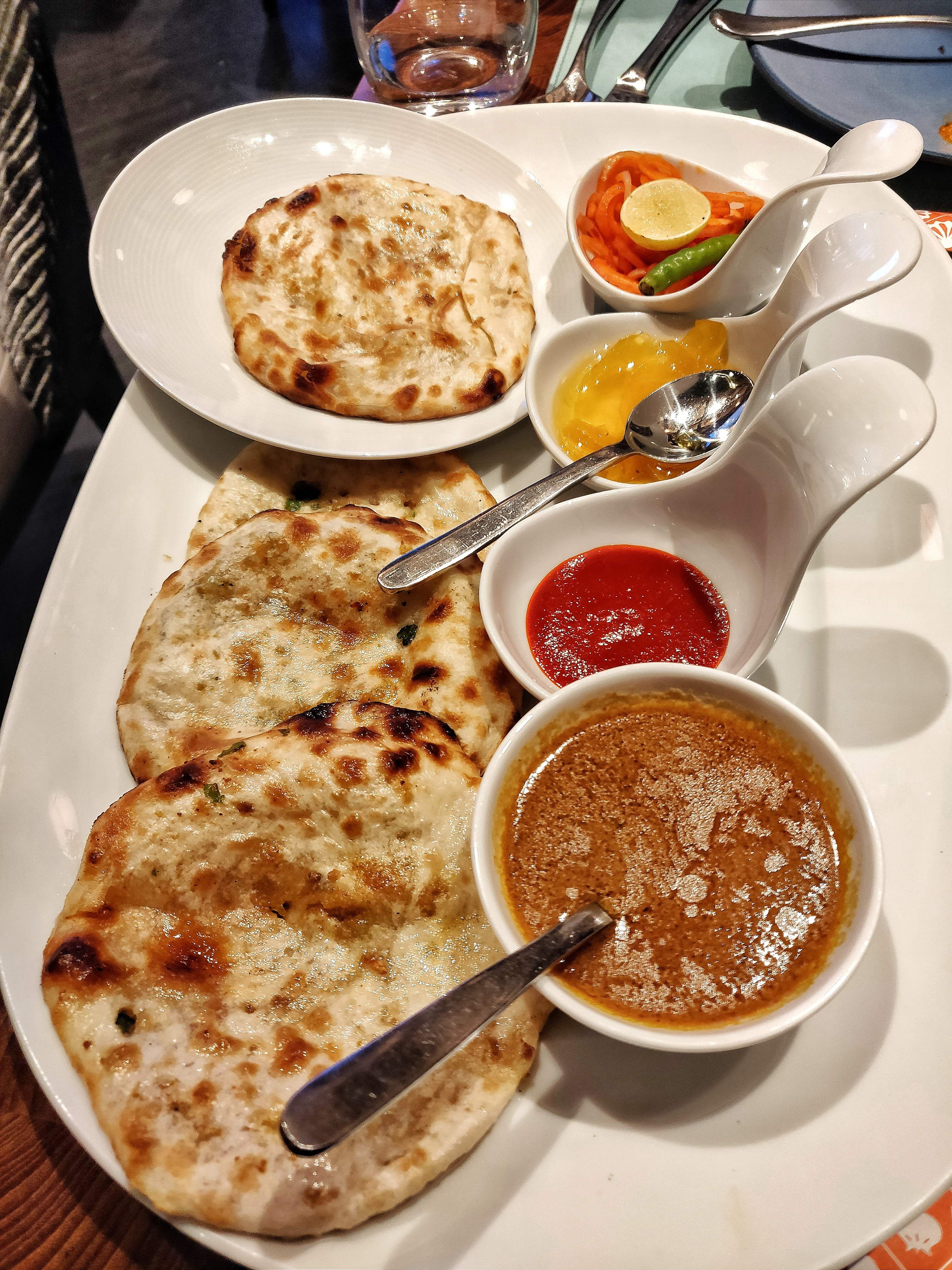 Dish,Food,Cuisine,Naan,Ingredient,Roti canai,Meal,Brunch,Flatbread,Paratha