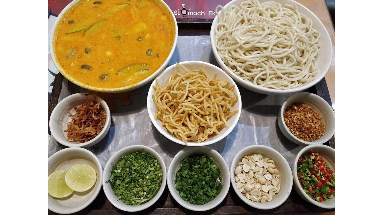 Dish,Food,Cuisine,Ingredient,Noodle,Idiyappam,Chinese food,Meal,Produce,Chow mein
