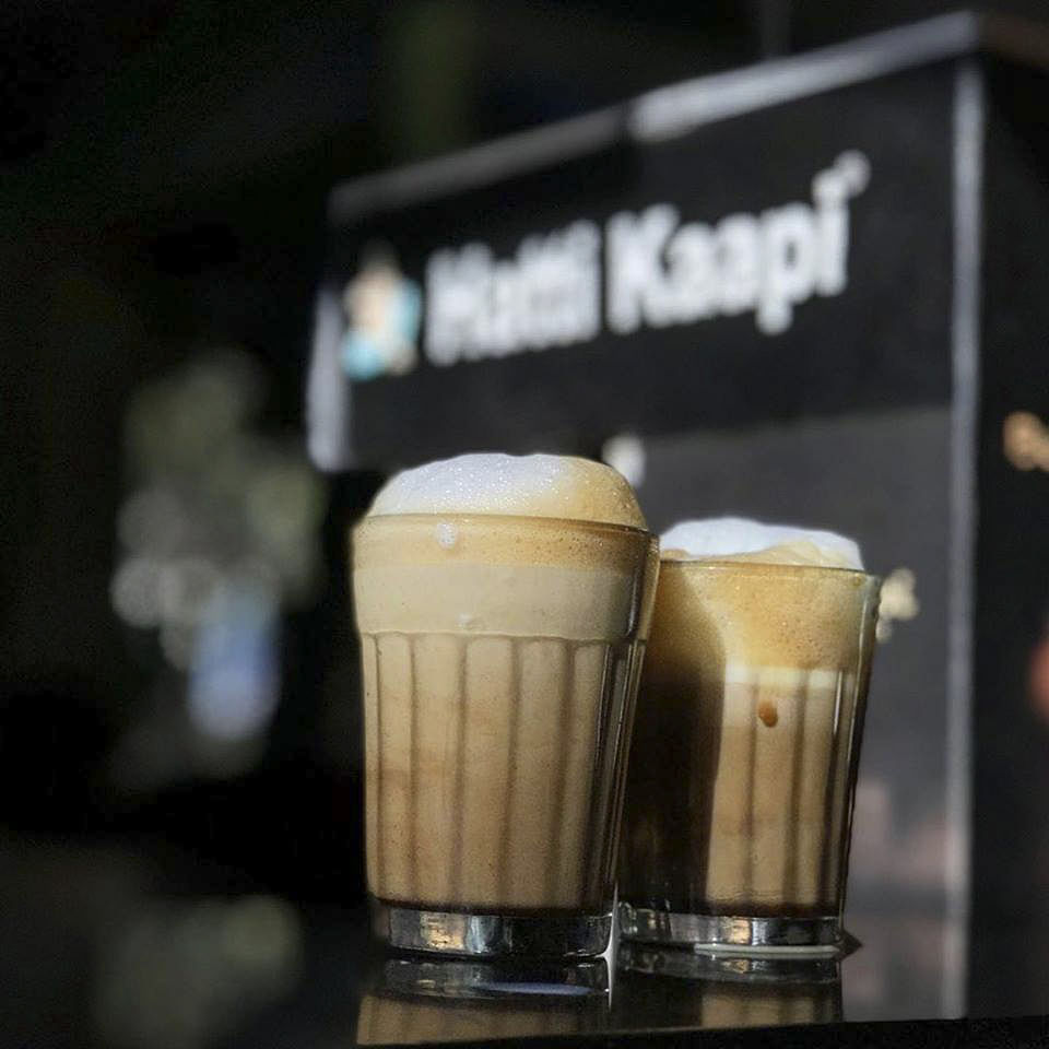 Drink,Irish cream,Latte macchiato,White russian,Alcoholic beverage,Frappé coffee,Distilled beverage,Milkshake,Beer,Egg cream