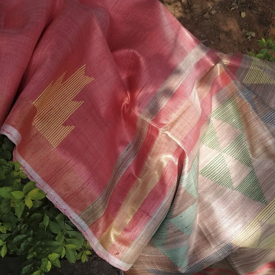 Pink,Textile,Silk,Orange,Peach,Pattern,Plaid,Linens,Pattern,Dye