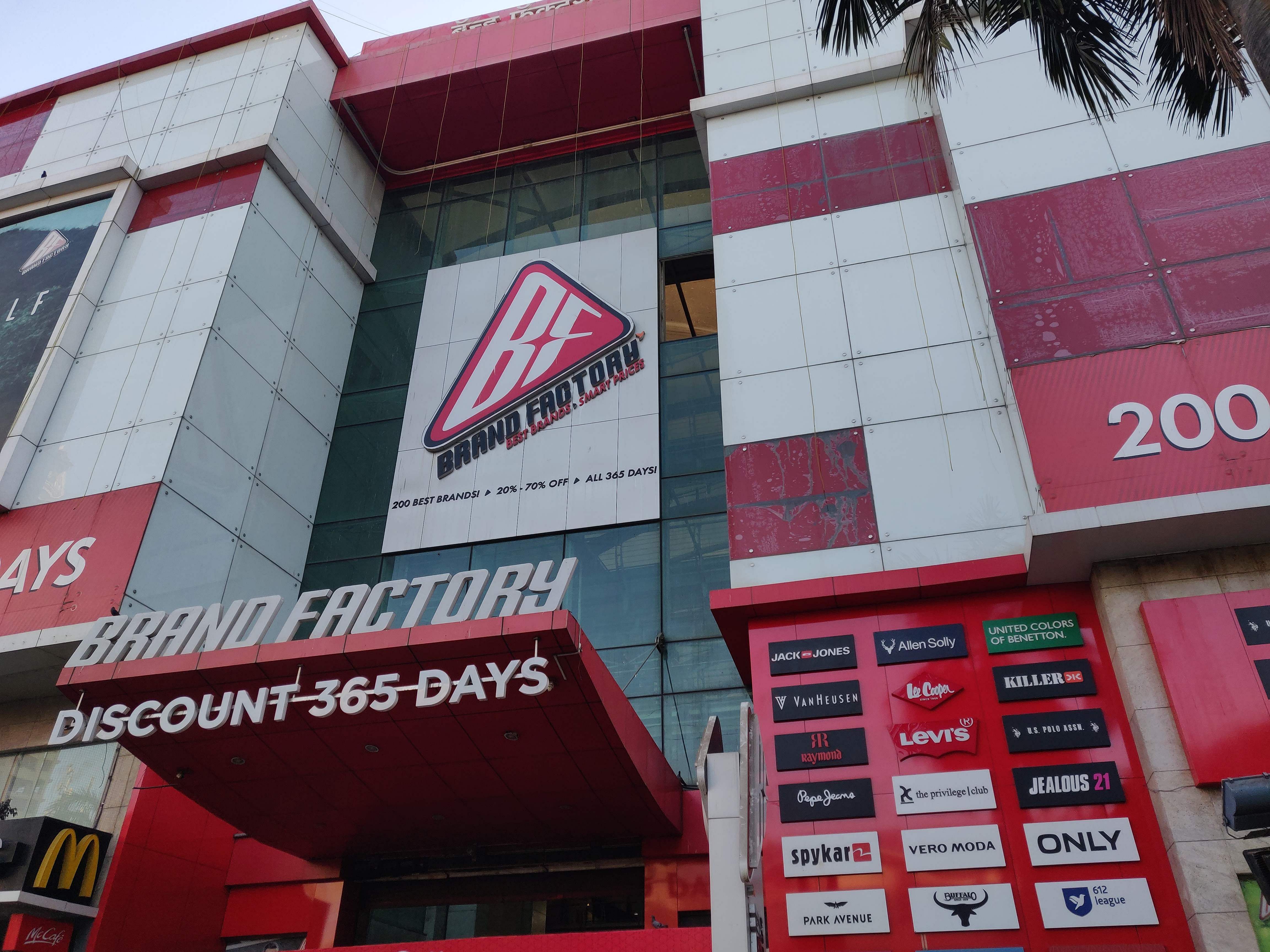 Red,Building,Architecture,Facade,Signage