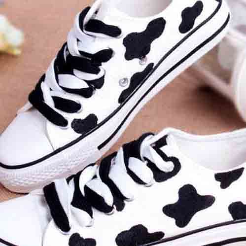 Footwear,Shoe,Sneakers,Black-and-white,Plimsoll shoe,Font,Athletic shoe,Walking shoe,Style