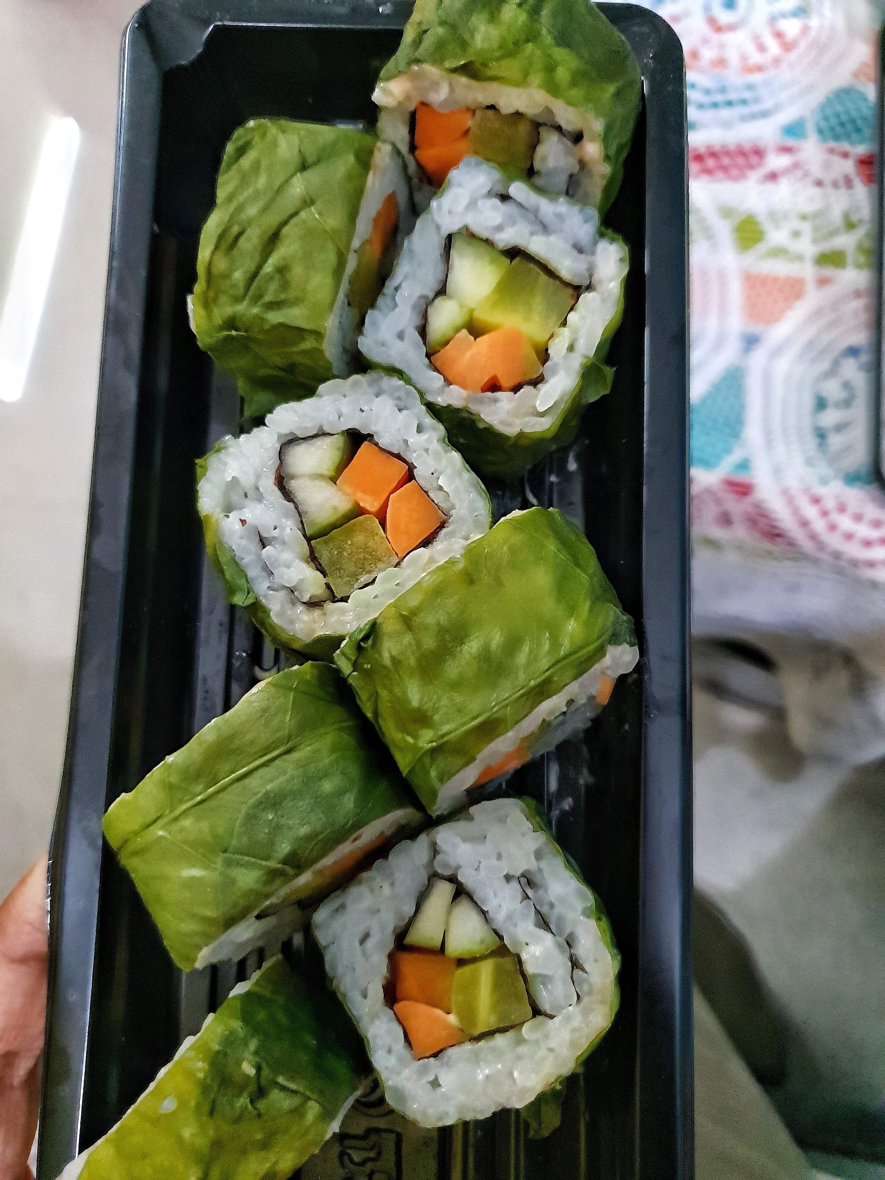 Cuisine,Gimbap,Food,Dish,California roll,Comfort food,Nori,Ingredient,Sushi,Lunch