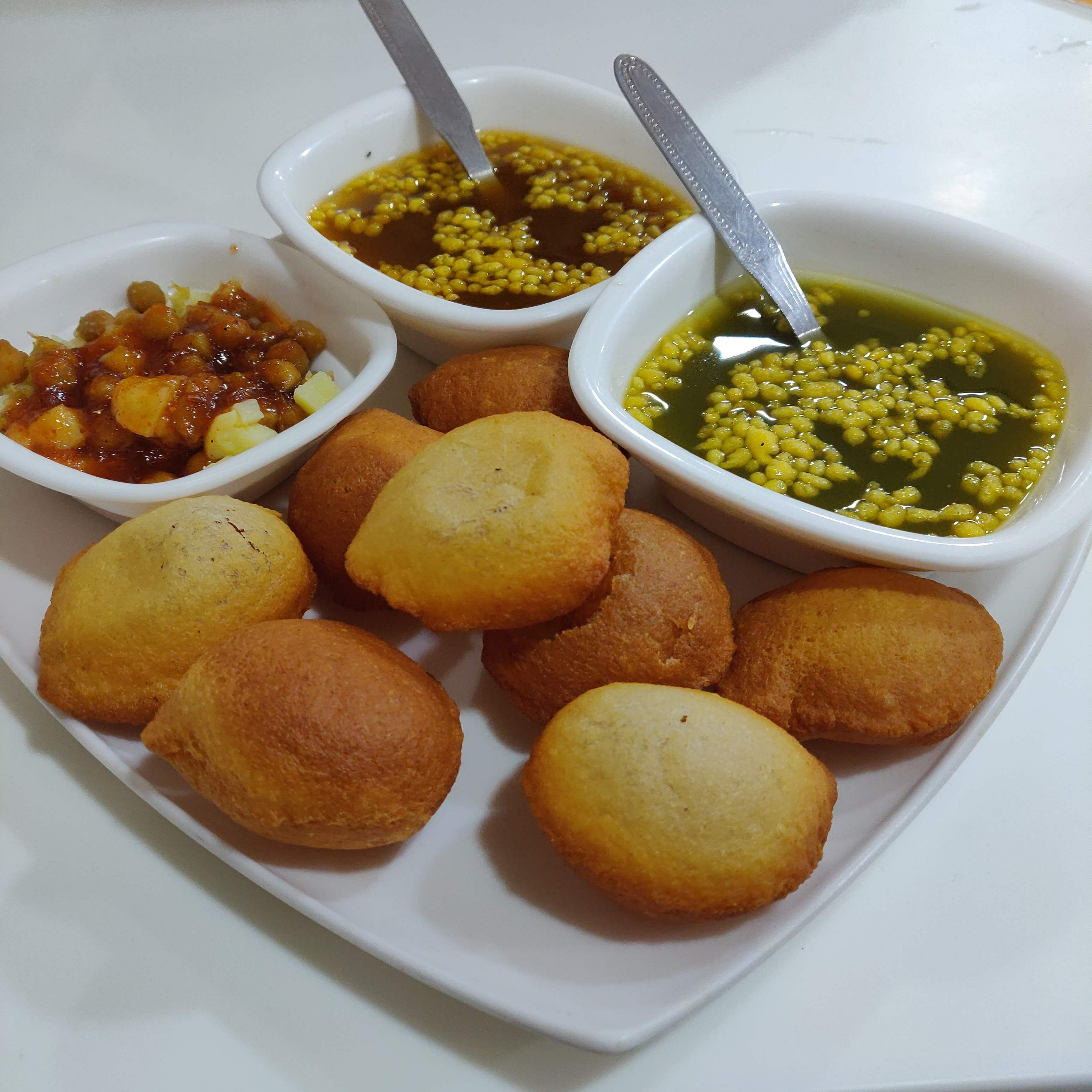 Dish,Food,Cuisine,Ingredient,Produce,Indian cuisine,Vegetarian food,Arancini,Panipuri,Fish ball