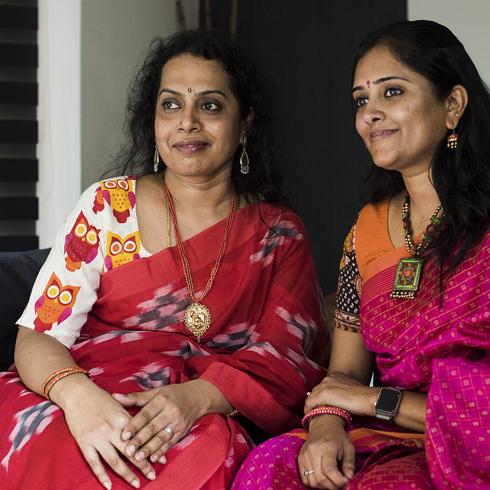 Sari,Event,Trunk,Daughter,Sitting,Abdomen,Makeover,Magenta