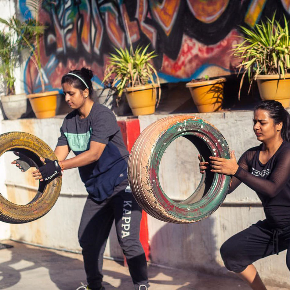 Drum,Physical fitness,Membranophone,Street performance,Rebana,Exercise