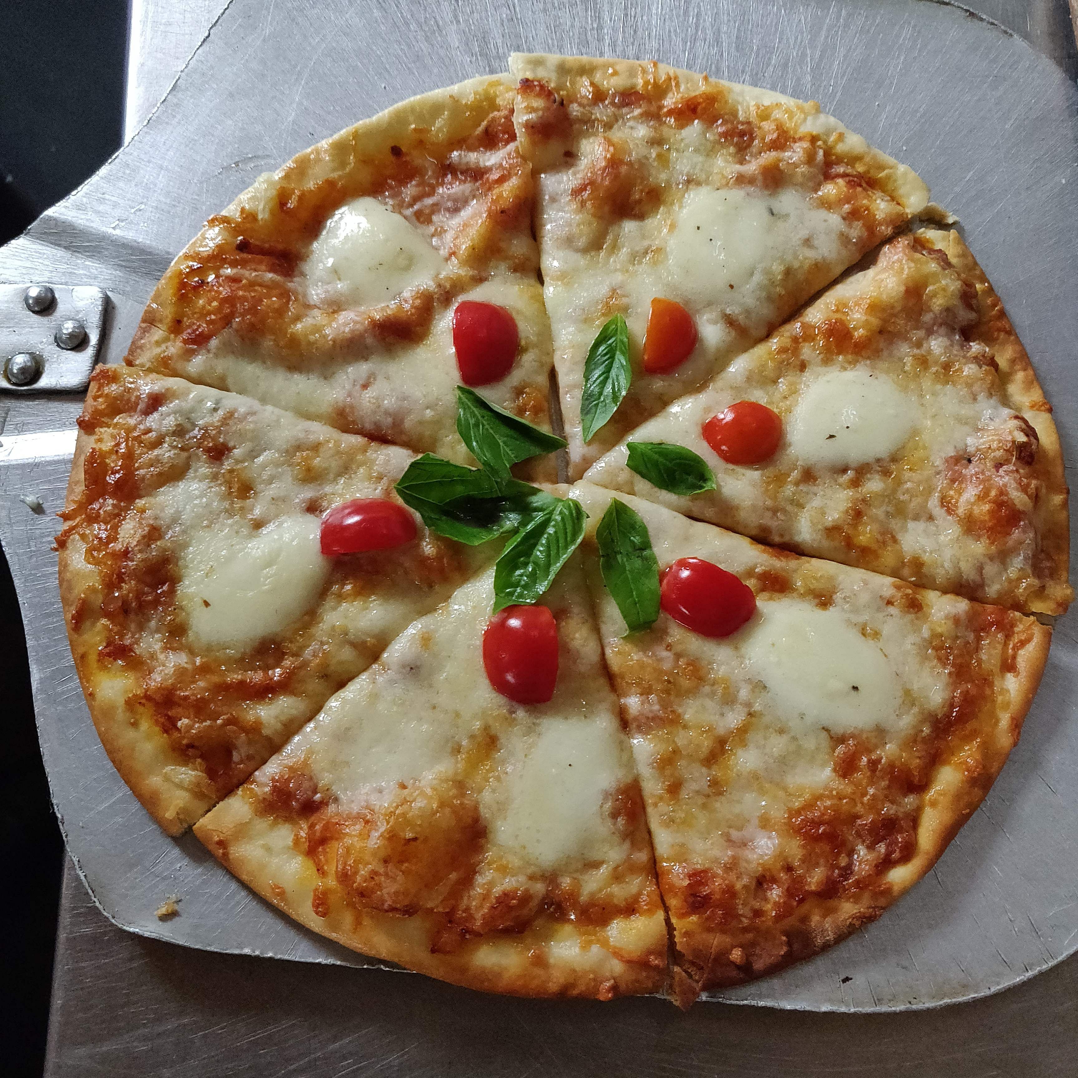 Dish,Food,Cuisine,Pizza,Ingredient,Flatbread,Pizza cheese,Produce,Recipe,Staple food