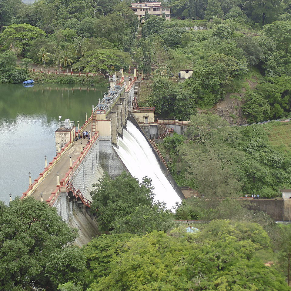 Water resources,Water,Hill station,Dam,Reservoir,Infrastructure,Geological phenomenon,River,Bridge,Watercourse