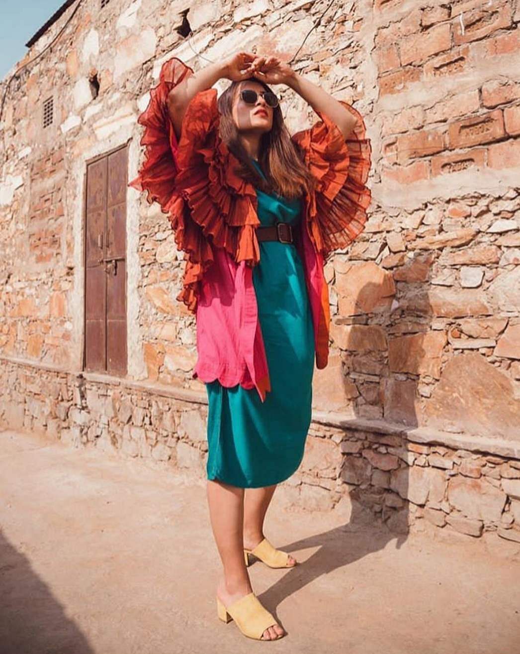 Clothing,Pink,Red,Orange,Beauty,Fashion,Turquoise,Street fashion,Shoulder,Footwear