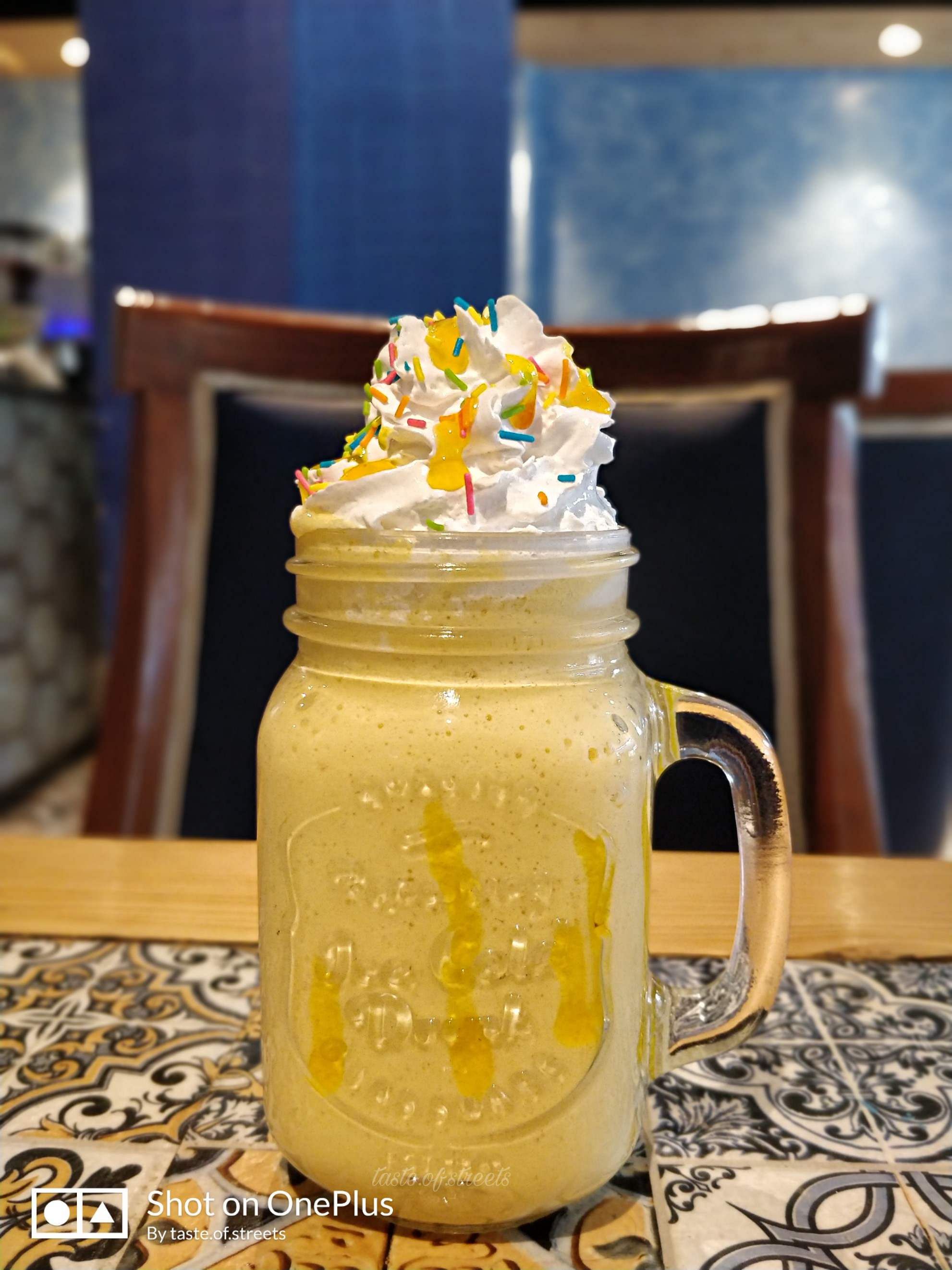 Mason jar,Food,Yellow,Drink,Ingredient,Tableware,Drinkware