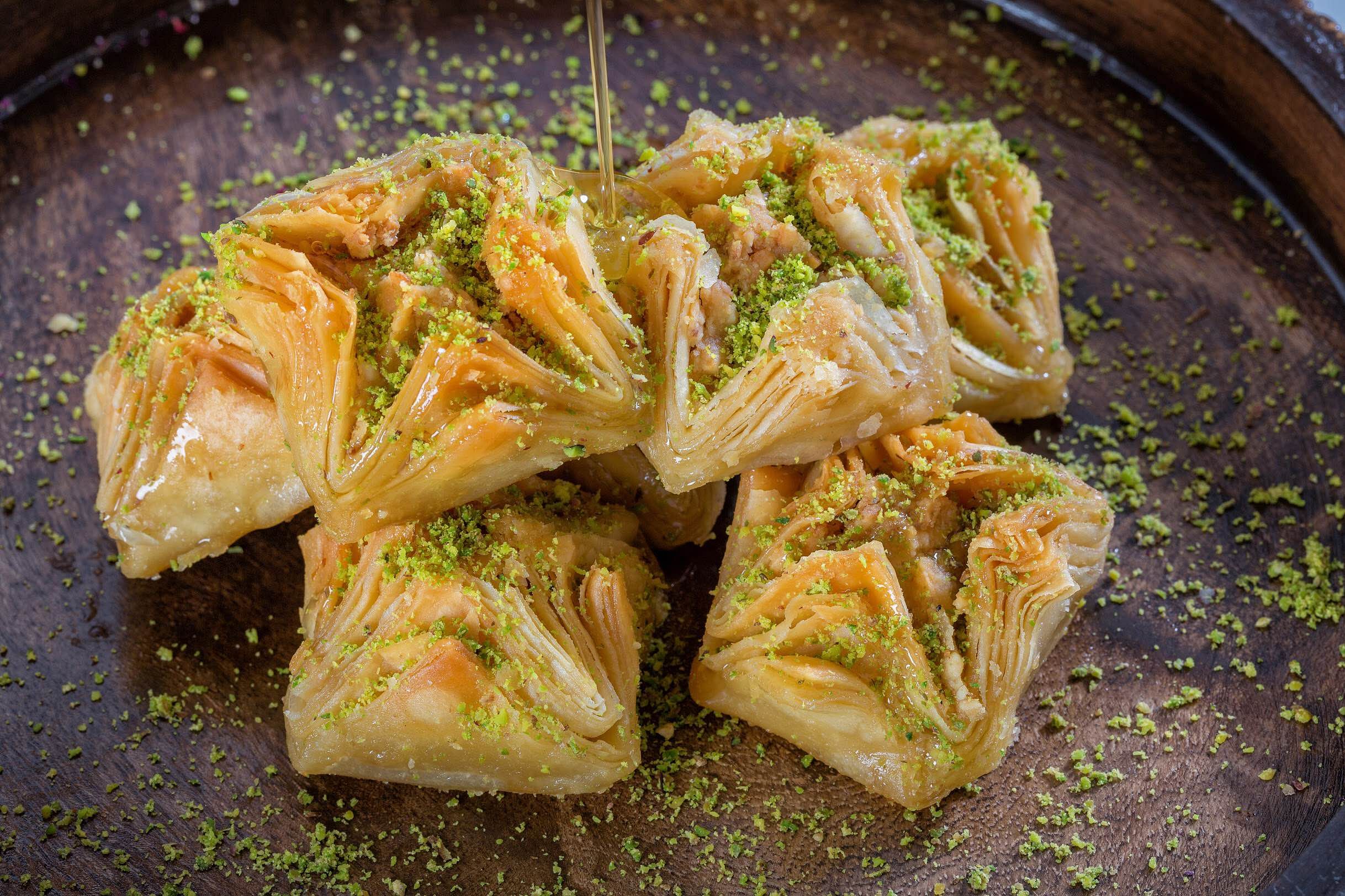 Dish,Cuisine,Food,Baklava,Ingredient,Filo,Produce,Cabbage roll,Tofu skin roll,Dessert