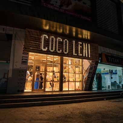 Building,Facade,Night,Architecture,Electronic signage,Signage