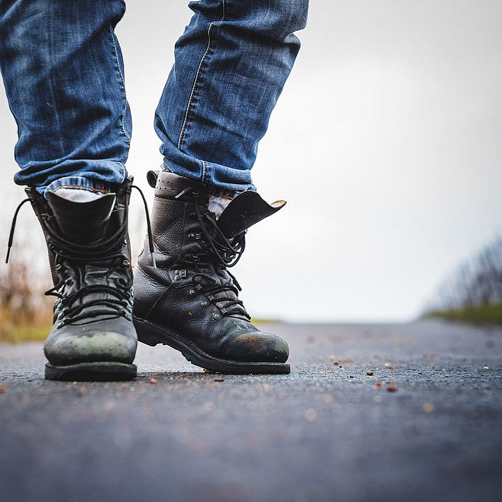 Jeans,Footwear,Blue,Denim,Shoe,Human leg,Leg,Standing,Boot,Joint