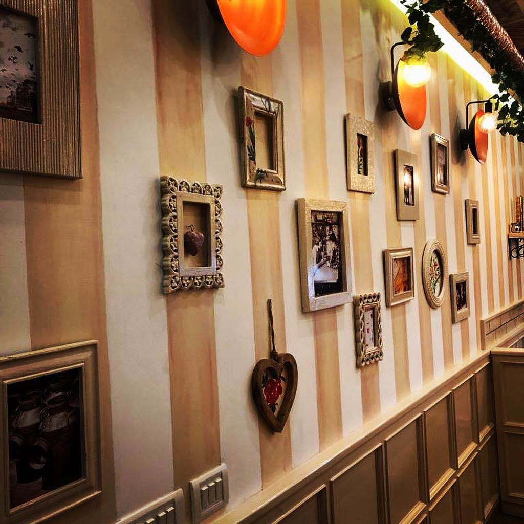 Lighting,Room,Wall,Interior design,Building,Furniture,Collection,House,Home,Light fixture