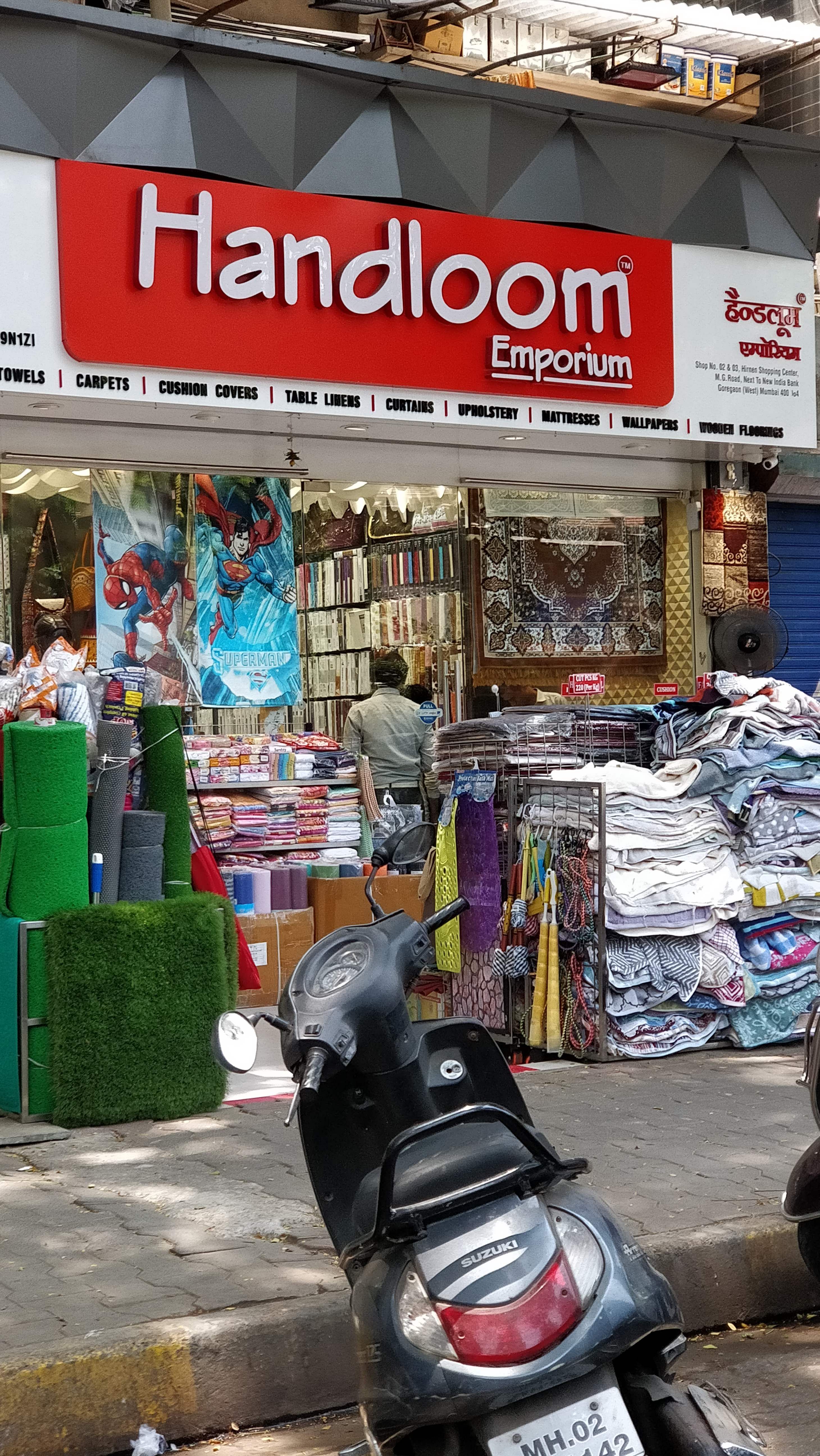 Street,Scooter,Vehicle,Advertising,Building,Shopping,Road,City