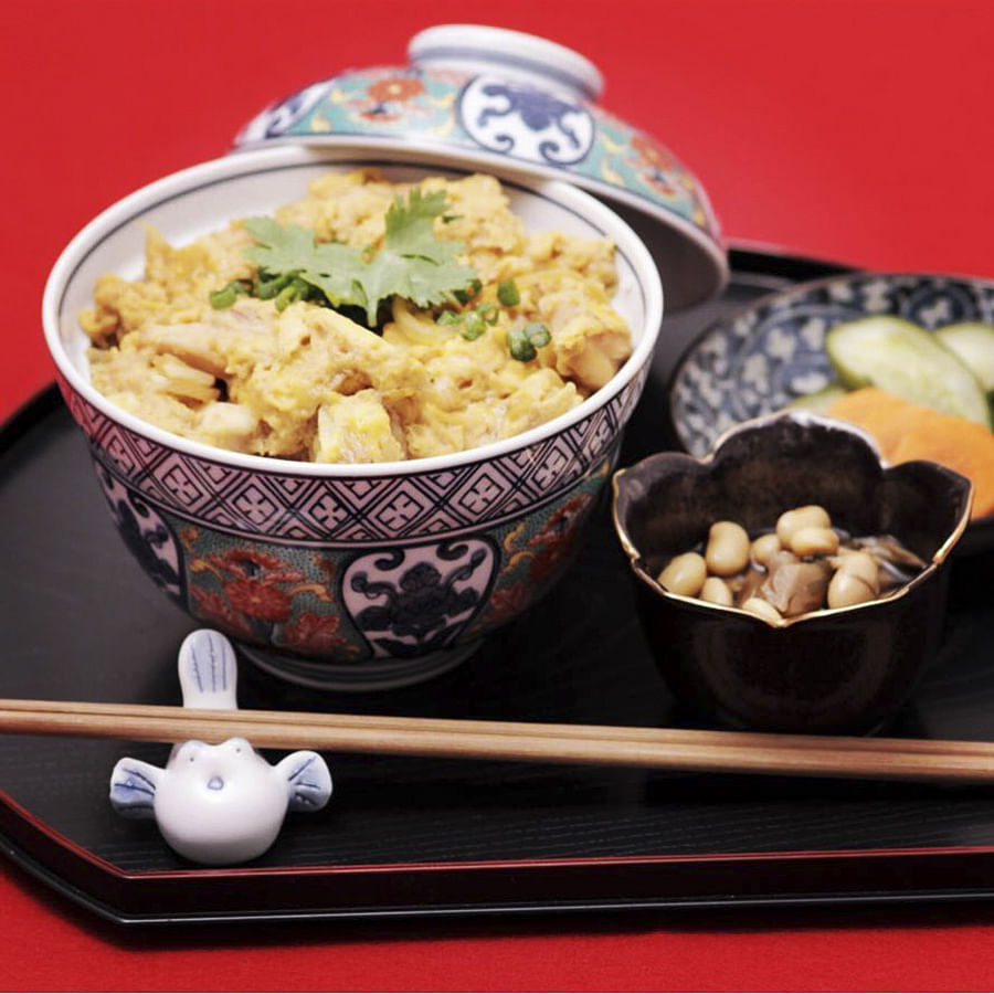 Dish,Food,Cuisine,Ingredient,Comfort food,Steamed rice,Rice,Recipe,Donburi,Produce