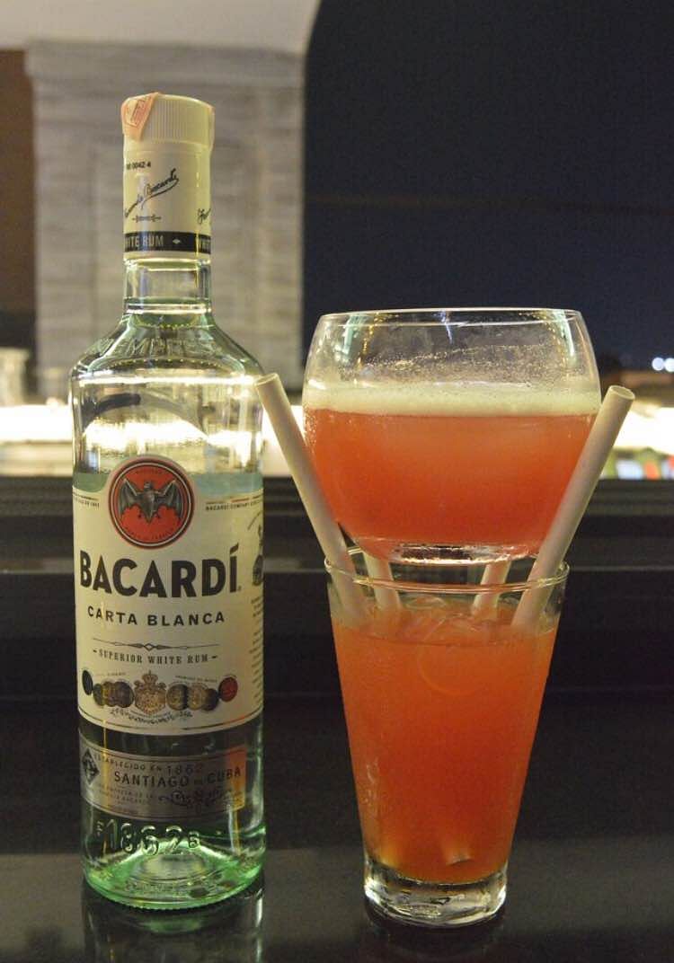 Drink,Alcoholic beverage,Distilled beverage,Liqueur,Alcohol,Classic cocktail,Bacardi cocktail,Non-alcoholic beverage,Cocktail,Apéritif