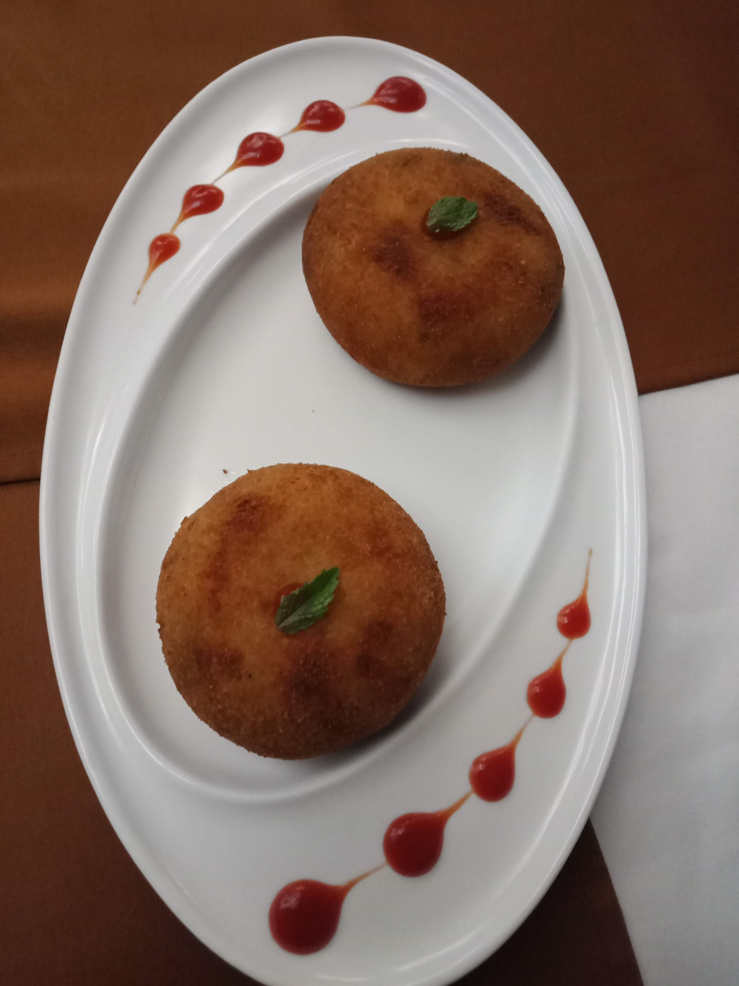 Food,Cuisine,Dish,Ingredient,Vegetarian food,Produce,Indian cuisine,Vada,Dessert,Finger food