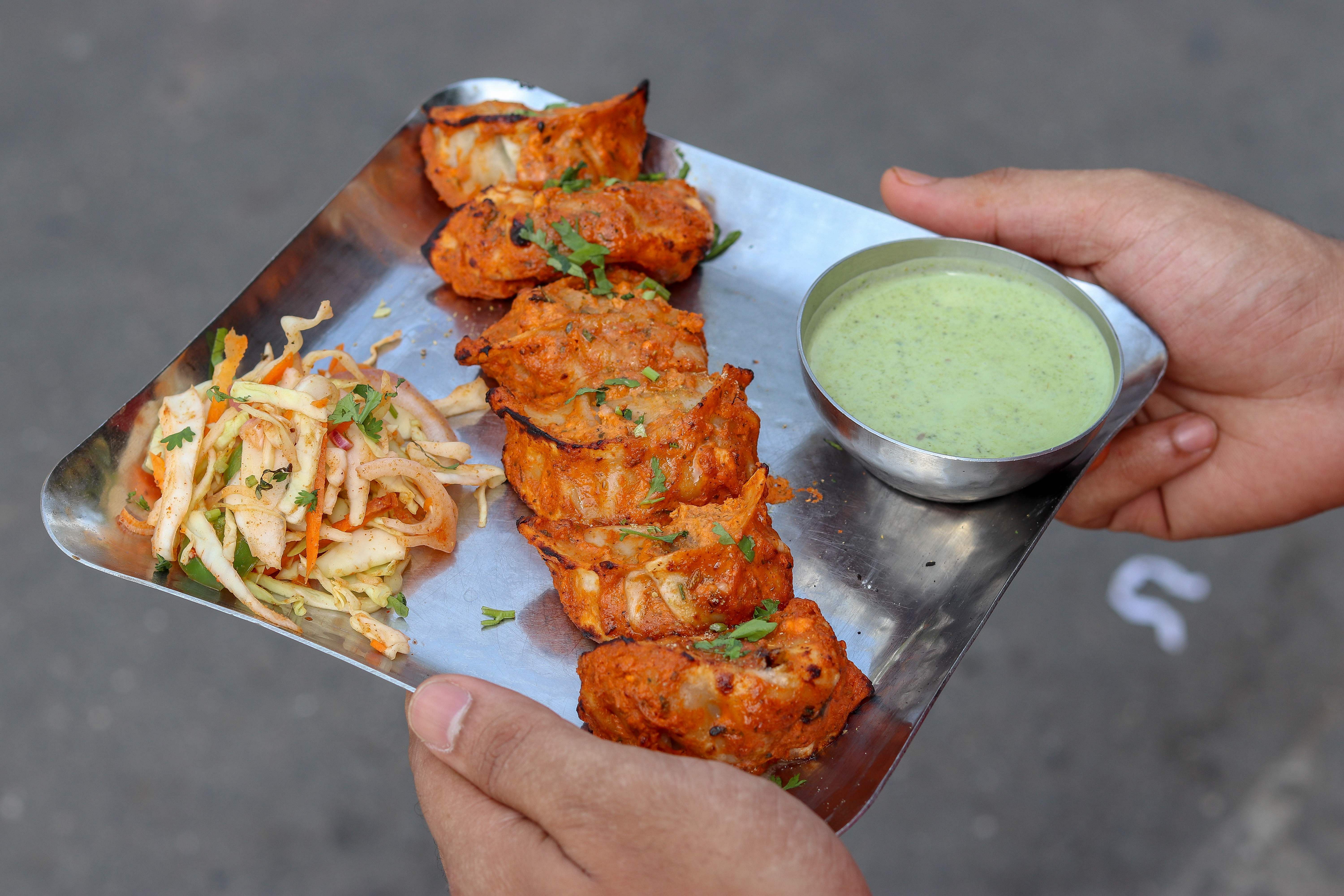 Dish,Food,Cuisine,Fried food,Ingredient,Fritter,Pakora,Chicken tikka,Brochette,Produce