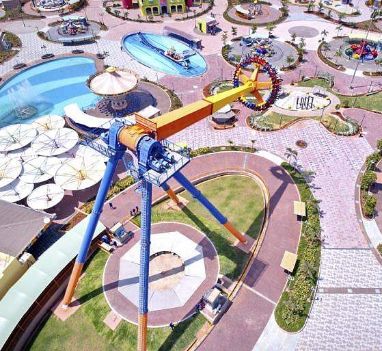 Urban design,Amusement park,Recreation,Games,Nonbuilding structure,City,Leisure,Illustration,Sport venue,Park