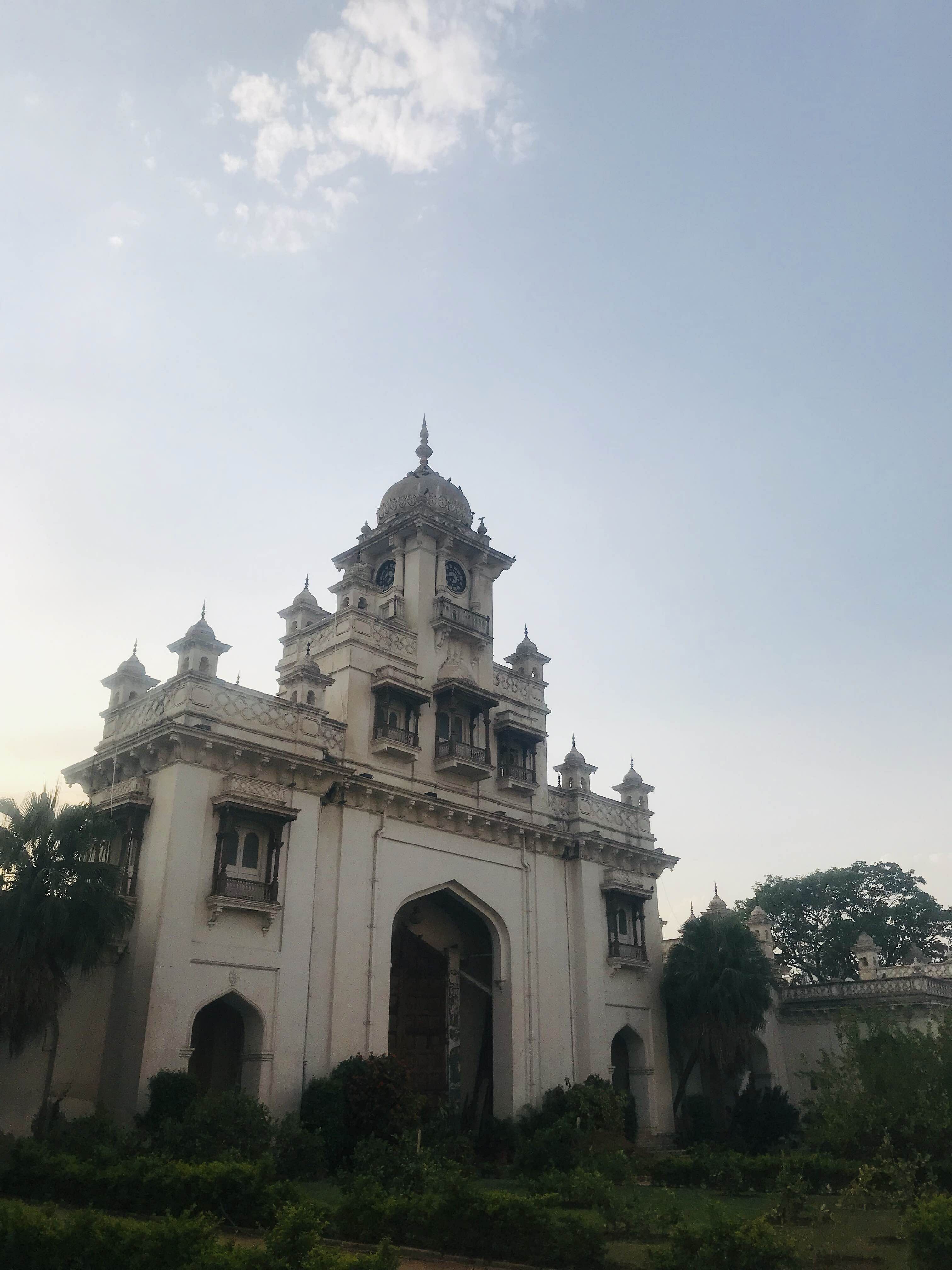 Landmark,Architecture,Sky,Building,Historic site,Place of worship,Tree,Classical architecture,Temple,Church