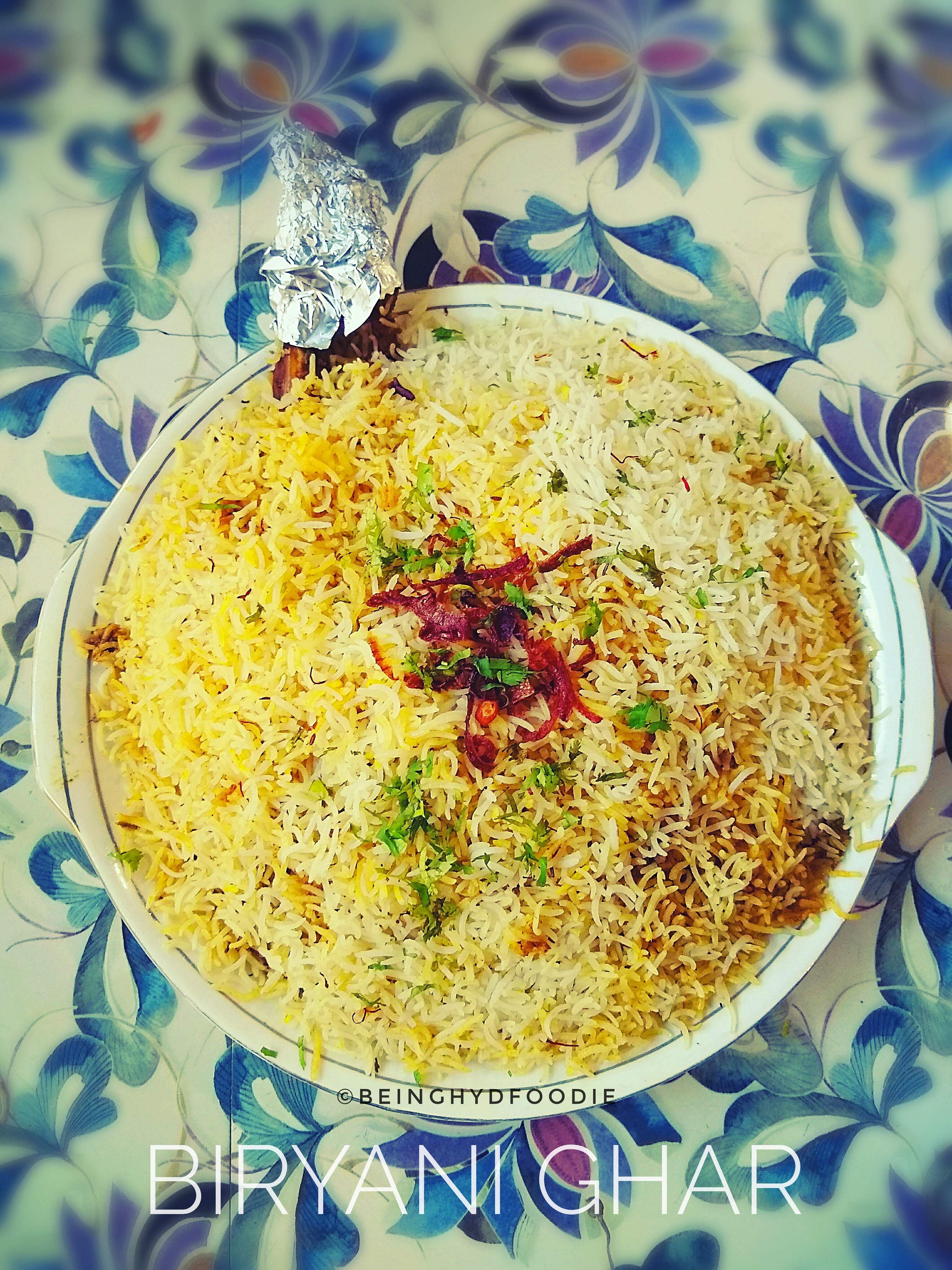 Dish,Spiced rice,Food,Cuisine,Biryani,Ingredient,Hyderabadi biriyani,Rice,Pulihora,Recipe